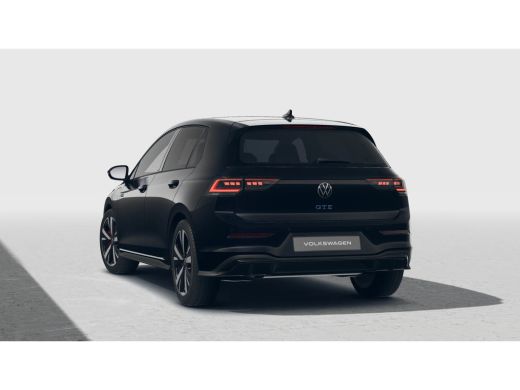 Volkswagen Golf GTE | 'App-Connect' draadloze smartphone integratie | Achterbank in ongelijke delen neerklapbaar ... ActivLease financial lease