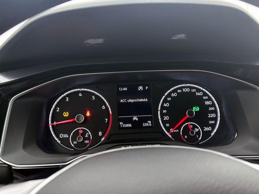 Volkswagen Polo 1.0 TSI DSG Highline AD-CRUISE | CLIMA | NAV | LED ActivLease financial lease