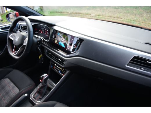 Volkswagen Polo GTI 2.0 TSI 210PK DSG SPORT VIRTUAL/LED/CARPLAY FABRIEKS GARANTIE ActivLease financial lease