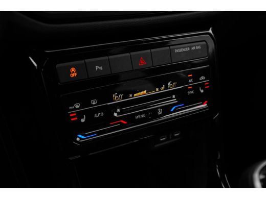 Volkswagen T-Cross Life Edition | Achterlichten LED | Afstandscontrolesysteem (Front Assist) | Airconditioning autom... ActivLease financial lease