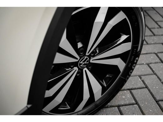 Volkswagen T-Cross Life Edition | Achterlichten LED | Afstandscontrolesysteem (Front Assist) | Airconditioning autom... ActivLease financial lease