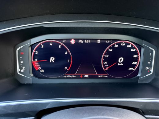 Volkswagen Tiguan 1.5 TSI R-Line Business+ 20''Lmv, Trekhaak, Stoelverwarming ActivLease financial lease