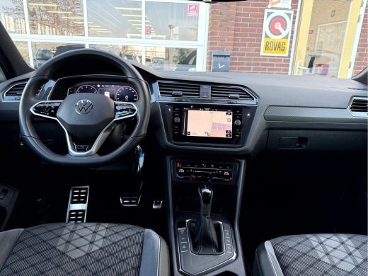 Volkswagen Tiguan 1.5 TSI R-Line Business+ 20''Lmv, Trekhaak, Stoelverwarming ActivLease financial lease