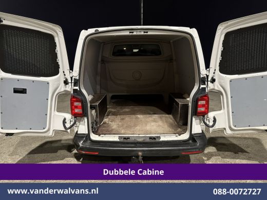 Volkswagen Transporter 2.0 TDI 150pk L2H1 Dubbele cabine Euro6 Airco | 6-Zits | 2500kg Trekhaak | Navigatie | Cruisecont... ActivLease financial lease
