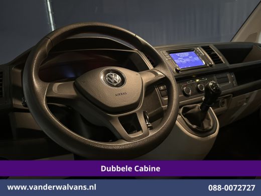 Volkswagen Transporter 2.0 TDI 150pk L2H1 Dubbele cabine Euro6 Airco | 6-Zits | 2500kg Trekhaak | Navigatie | Cruisecont... ActivLease financial lease