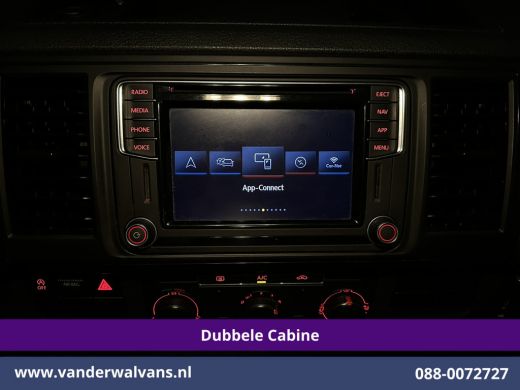 Volkswagen Transporter 2.0 TDI 150pk L2H1 Dubbele cabine Euro6 Airco | 6-Zits | 2500kg Trekhaak | Navigatie | Cruisecont... ActivLease financial lease