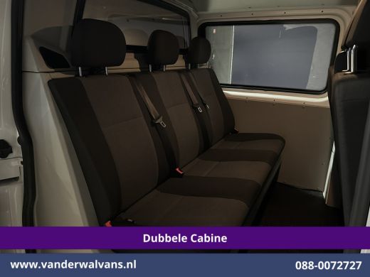 Volkswagen Transporter 2.0 TDI 150pk L2H1 Dubbele cabine Euro6 Airco | 6-Zits | 2500kg Trekhaak | Navigatie | Cruisecont... ActivLease financial lease