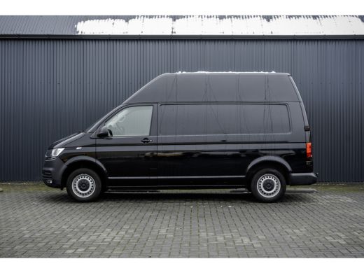 Volkswagen Transporter 2.0 TDI L2H3 | 150 PK | Trekhaak | Carplay | Navi | Cruise | Airco ActivLease financial lease
