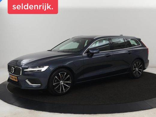 Volvo  V60 2.0 T6 Plug-in hybrid AWD Core Bright | Trekhaak | Achterbankverwarming | Adaptive cruise | Carpl...