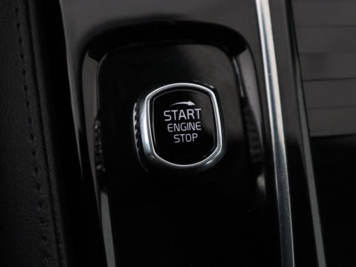 Volvo  V60 2.0 T6 Plug-in hybrid AWD Core Bright | Trekhaak | Achterbankverwarming | Adaptive cruise | Carpl... ActivLease financial lease