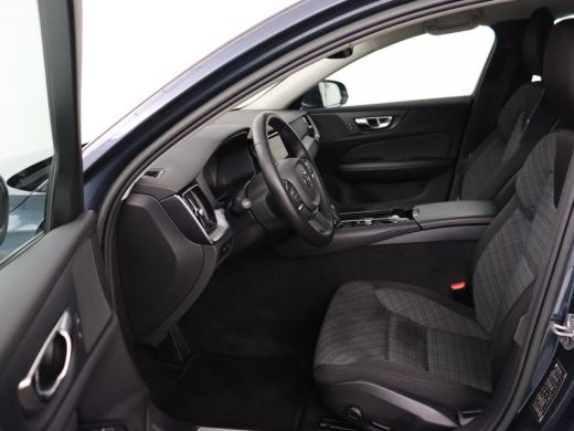 Volvo  V60 2.0 T6 Plug-in hybrid AWD Core Bright | Trekhaak | Achterbankverwarming | Adaptive cruise | Carpl... ActivLease financial lease