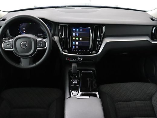 Volvo  V60 2.0 T6 Plug-in hybrid AWD Core Bright | Trekhaak | Achterbankverwarming | Adaptive cruise | Carpl... ActivLease financial lease