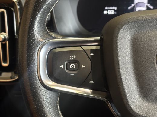 Volvo  XC40 Recharge P8 AWD R-Design schuifdak | 360 camera | stoelverw. | stoelverw. ActivLease financial lease