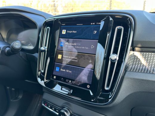 Volvo  XC40 Recharge P8 AWD R-Design | SoH 92% | Panoramadak | Trekhaak | Harman/Kardon | 360 Camera | ActivLease financial lease