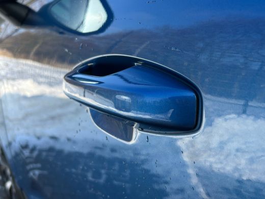 Volvo  XC40 Recharge P8 AWD R-Design | SoH 92% | Panoramadak | Trekhaak | Harman/Kardon | 360 Camera | ActivLease financial lease