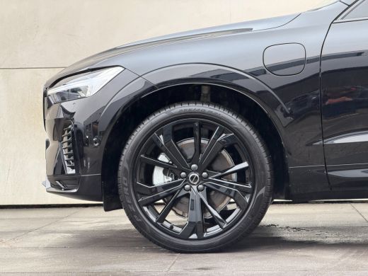 Volvo  XC60 2.0 T8 Plug-in hybrid AWD Plus Black Edition Pano-H&K-360 gr-Keyless-ACC ActivLease financial lease