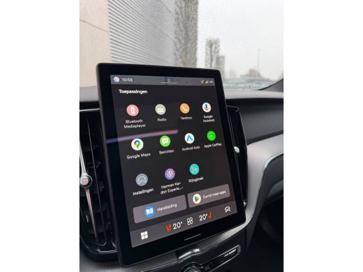 Volvo  XC60 2.0 T8 Plug-in hybrid AWD Plus Black Edition Pano-H&K-360 gr-Keyless-ACC ActivLease financial lease