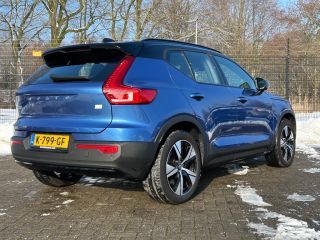 Volvo  XC40 Recharge P8 AWD R-Design | SoH 92% | Panoramadak | Trekhaak | Harman/Kardon | 360 Camera |