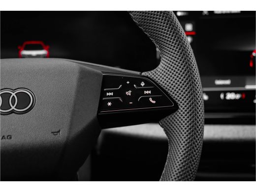 Audi A5 Avant 2.0 e-hybrid quattro S edition 299 pk Tech. Plus | Elek. zwenkb. trekhaak | 360 camera | As... ActivLease financial lease