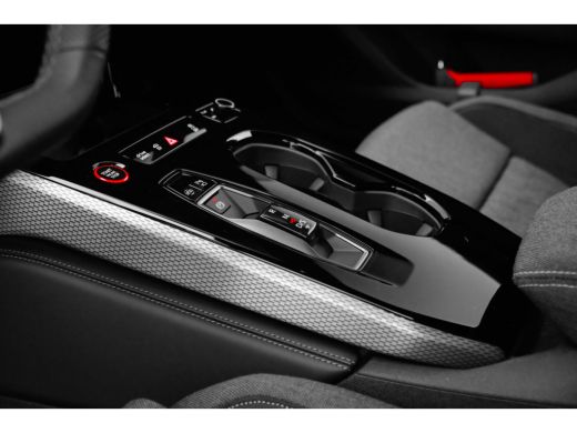 Audi A5 Avant 2.0 e-hybrid quattro S edition 299 pk Tech. Plus | Elek. zwenkb. trekhaak | 360 camera | As... ActivLease financial lease