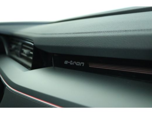 Audi e-tron 50 quattro Business edition Plus 71 kWh | Adapt. Cruise | Trekhaak | Schuifdak | Leder | Stoelver... ActivLease financial lease
