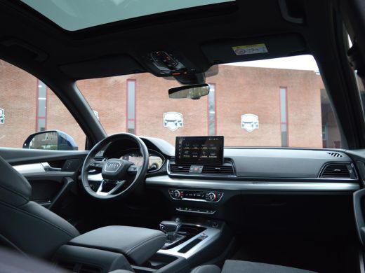 Audi Q5 50 TFSIe Quattro S line | Pano | Tour | Trekhaak ActivLease financial lease