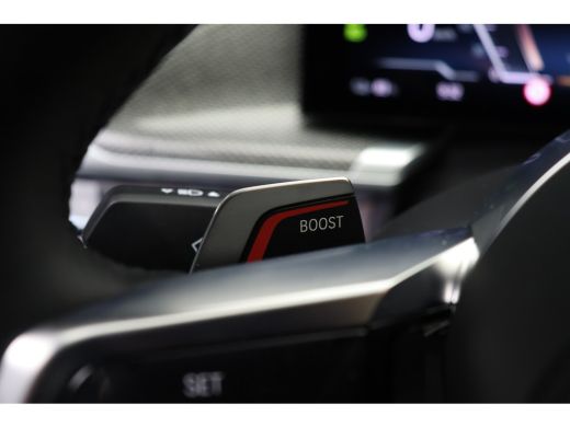 BMW i7 eDrive50 High Executive M Sport / Panoramadak / Stoelventilatie / Massagefunctie / Bowers & Wilki... ActivLease financial lease