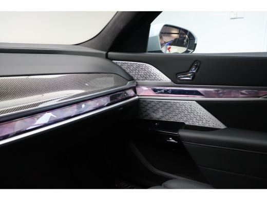 BMW i7 eDrive50 High Executive M Sport / Panoramadak / Stoelventilatie / Massagefunctie / Bowers & Wilki... ActivLease financial lease