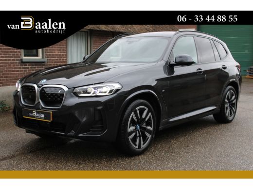 BMW iX3 M-SPORT 80 kWh SOh 100% PANO LEER PILOT ORG NL 23000KM!!!