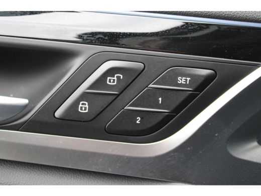 BMW iX3 M-SPORT 80 kWh SOh 100% PANO LEER PILOT ORG NL 23000KM!!! ActivLease financial lease