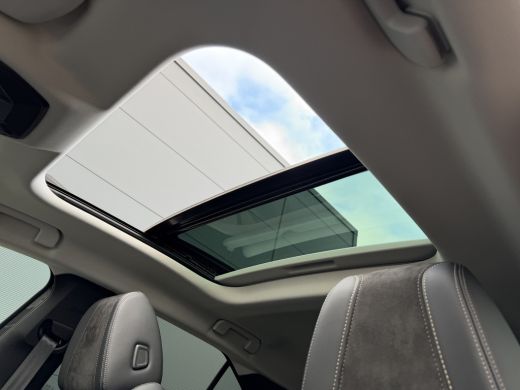 DS DS 4 225pk E-Tense Etoile (Elektrisch Schuifdak - Trekhaak - Elektrische Klep - Alcantara incl verwarm... ActivLease financial lease