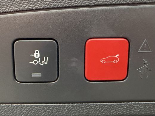 DS DS 7 300pk 4x4 Opera (Elektrisch Schuifdak - Trekhaak - Leder incl verwarming/koeling/massage/geheugen... ActivLease financial lease