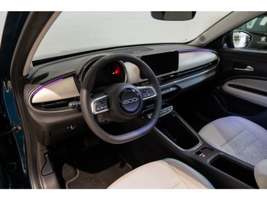Fiat 600 1.2 Hybrid La Prima | Camera | Navigatie | Kunstlederen bekleding | Stoelverwarming | Climate Con... ActivLease financial lease