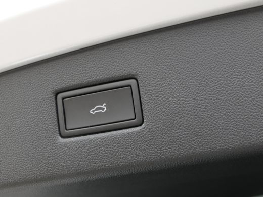 Ford Capri Extended Range RWD 77 kWh | Trekhaak | AGR Stoelen | Warmtepomp | Adaptieve Cruise | Dodehoek Det... ActivLease financial lease