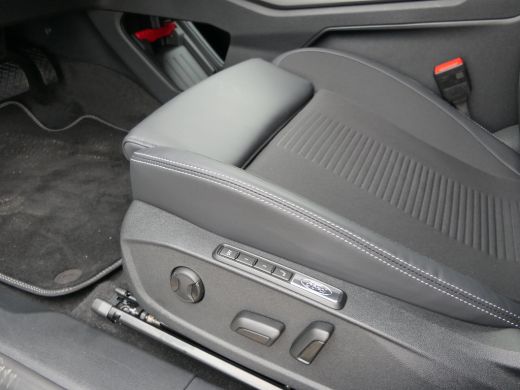 Ford Capri Extended Range RWD 77 kWh | Trekhaak | AGR Stoelen | Warmtepomp | Adaptieve Cruise | Dodehoek Det... ActivLease financial lease