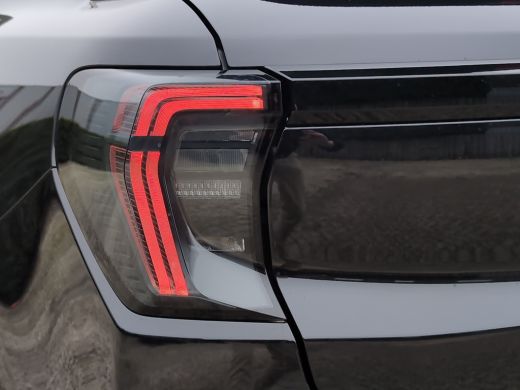 Ford Explorer Premium Ext Range 77 kWh Uniek! Black Edition | Achteruitrijcamera | Apple Carplay/Android Auto|t... ActivLease financial lease