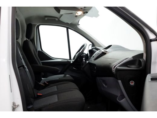 Ford Transit Custom 2.0 TDCI E6 L1H1 Trend Airco/Trekhaak/Imperiaal 01-2018 ActivLease financial lease