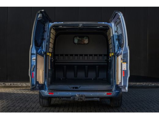 Ford Transit Custom 320 2.0 TDCI L2H1 Limited DC ActivLease financial lease