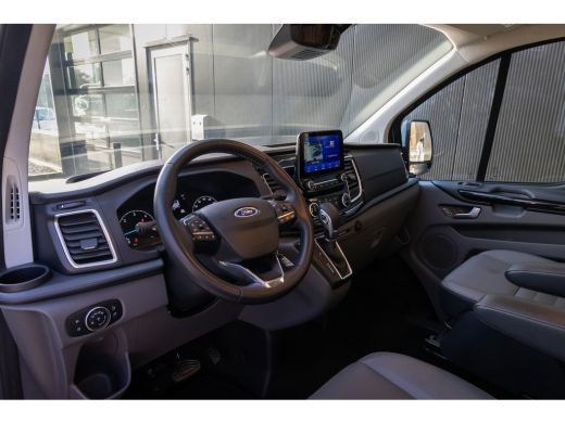 Ford Transit Custom 320 2.0 TDCI L2H1 Limited DC ActivLease financial lease