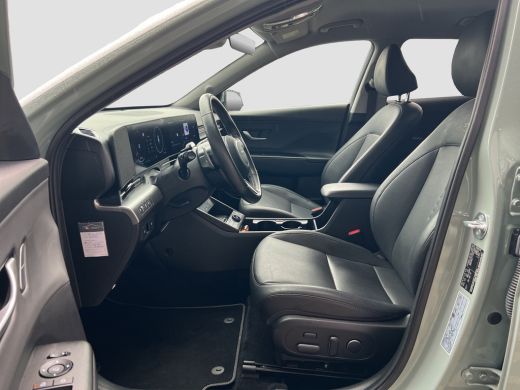 Hyundai Kona 1.6 GDI 141pk HEV Premium | Premium audio | 360 camera | Bestuurdersstoel met geheugen | Adaptive... ActivLease financial lease
