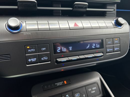 Hyundai Kona 1.6 GDI 141pk HEV Premium | Premium audio | 360 camera | Bestuurdersstoel met geheugen | Adaptive... ActivLease financial lease