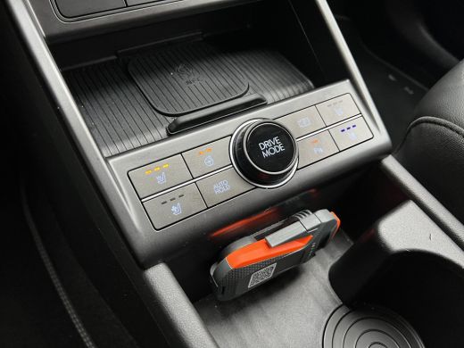 Hyundai Kona 1.6 GDI 141pk HEV Premium | Premium audio | 360 camera | Bestuurdersstoel met geheugen | Adaptive... ActivLease financial lease