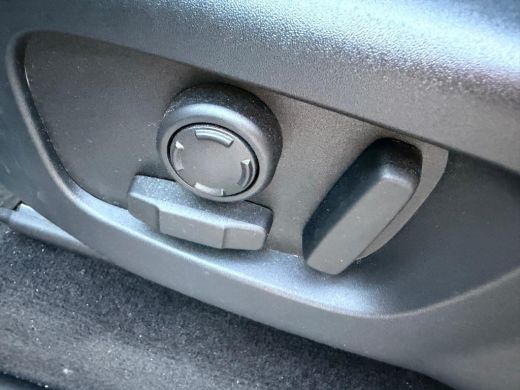 Land Rover Range Rover Sport P400e Limited Edition 2500KG Trekgewicht | Luxe Lederen Bekleding | Luchtvering | 21" Lichtmetaal... ActivLease financial lease