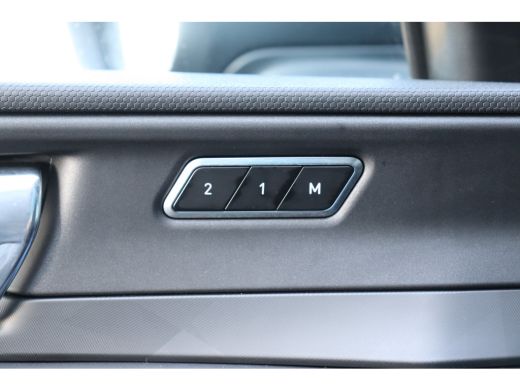 Lynk & Co 01 Lynck & Co 1.5 261PK AUTOMAAT / NAVI / CLIMA / FULL-LED / PDC / 20" LMV / 360 CAMERA / PANO. DAK ... ActivLease financial lease