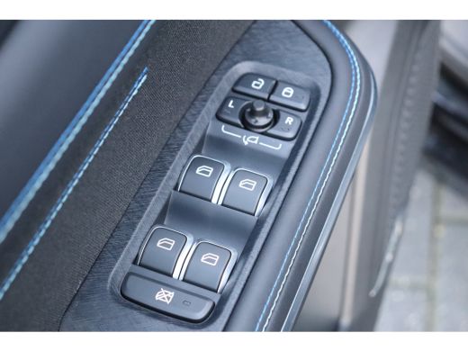 Lynk & Co 01 Lynck & Co 1.5 261PK AUTOMAAT / NAVI / CLIMA / FULL-LED / PDC / 20" LMV / 360 CAMERA / PANO. DAK ... ActivLease financial lease