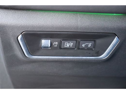 Lynk & Co 01 Lynck & Co 1.5 261PK AUTOMAAT / NAVI / CLIMA / FULL-LED / PDC / 20" LMV / 360 CAMERA / PANO. DAK ... ActivLease financial lease