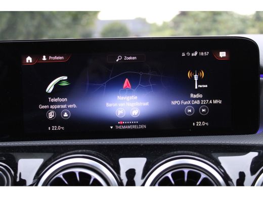 Mercedes-Benz A-Klasse 250 e Business PHEV AMG ORG NL PANO SFEER MATRIX LED 116000KM!!! ActivLease financial lease