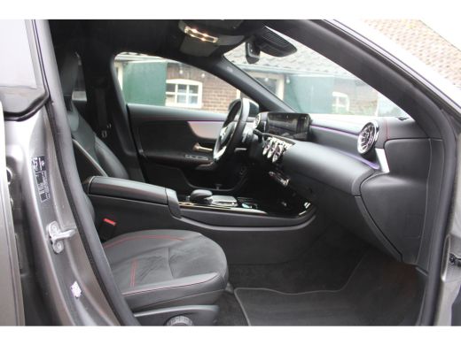 Mercedes-Benz CLA Shooting Brake 250 e AMG Line PHEV SFEER LED NAVI CAMERA 47000KM!!! ActivLease financial lease