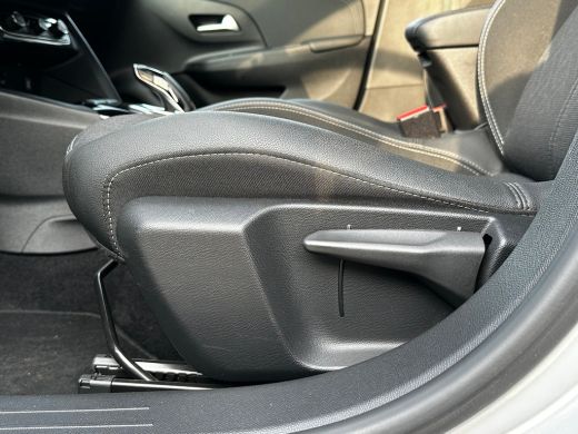 Opel Corsa 1.2 100PK Elegance Automaat | CAMERA| NAVIGATIE + APPLE CARPLAY & ANDROID AUTO|  LED KOPLAMPEN| DAB| ActivLease financial lease