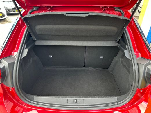 Opel Corsa 1.2 100PK GS Line Premium | AUTOMAAT| TREKHAAK AFNEEMBAAR| NAVIGATIE| CAMERA| CRUISE CONTROL| CLI... ActivLease financial lease